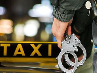 В Пятигорске пассажир угнал такси, в котором ехал