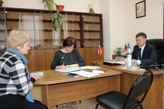 Министр ЖКХ Ставрополья выслушал жалобы пятигорчан на капремонт