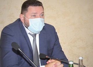 Коронавирус выявлен у мэра Кисловодска Александра Курбатова