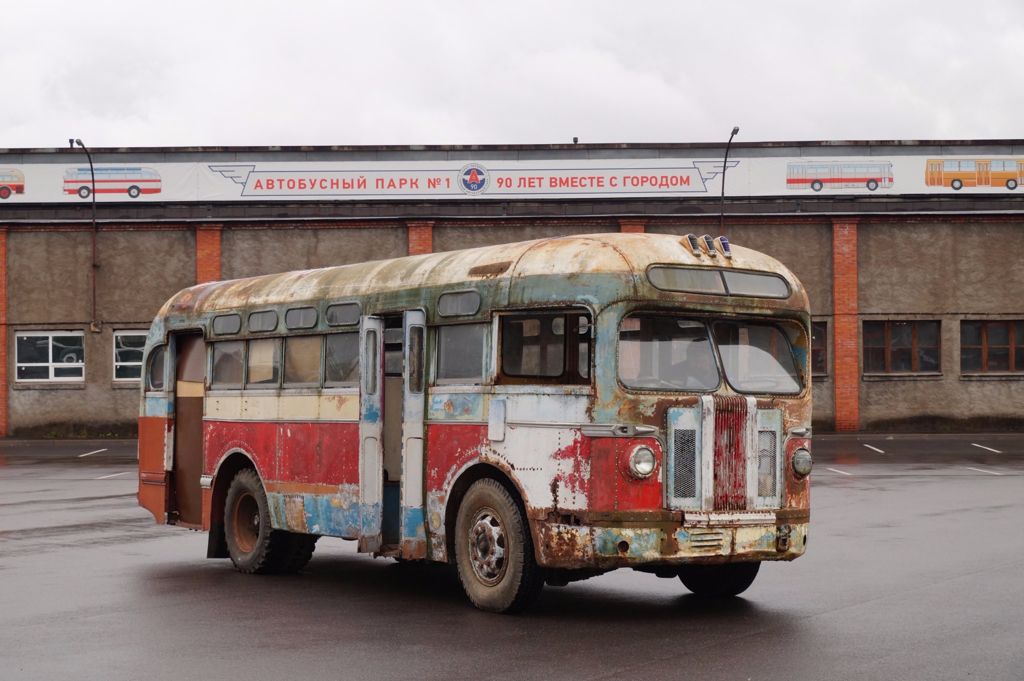 Советские номера автобусов. ЗИС 155. ЗИС-155 автобус. ЗИС 155 СПБ. Ставрополь ЗИС 155.