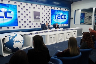 Губернатор Ставрополья ответил на вопросы журналистов в Москве